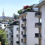 Castle Corner Apartment